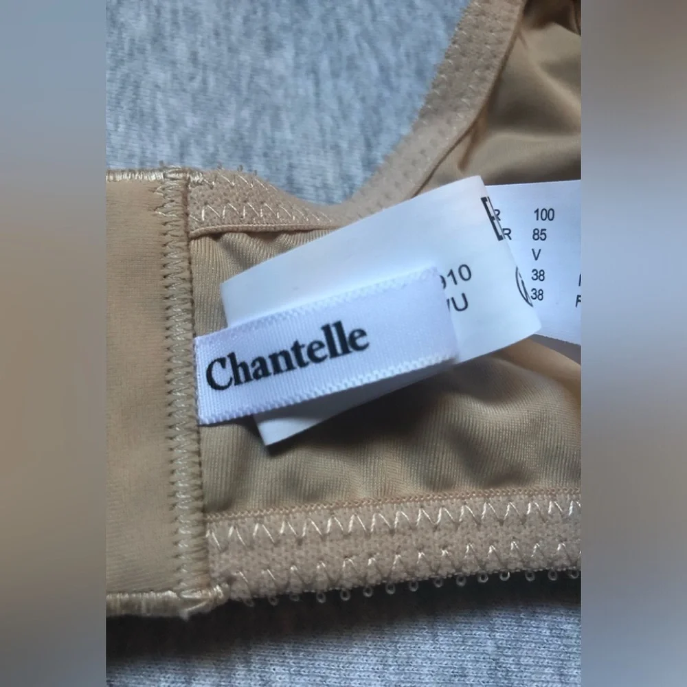 Chantelle 38 FF Magnifique Seamless Unlined Minimizer Bra Nude Sand C18910
